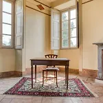 Сasa de vacaciones Fuer 15 Personen In By Interhome Cittiglio